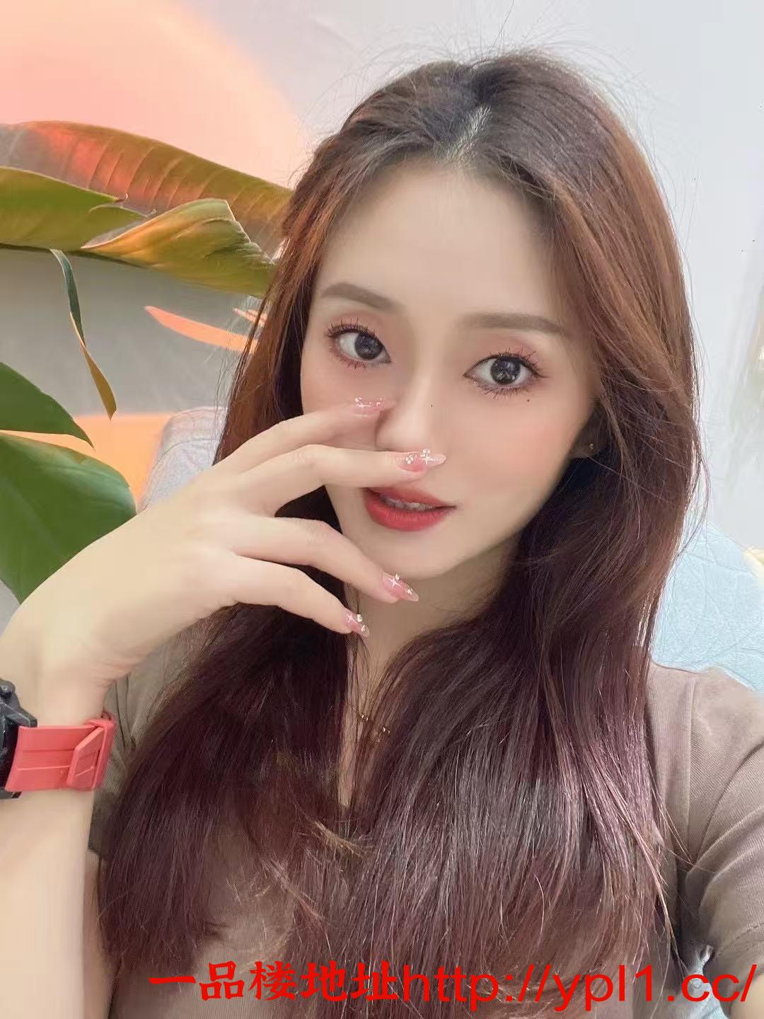 欲求不满良家骚妇