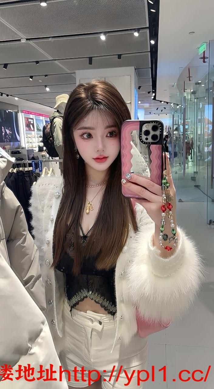 兼职妹妹性感丰满服务好（自带工作室）