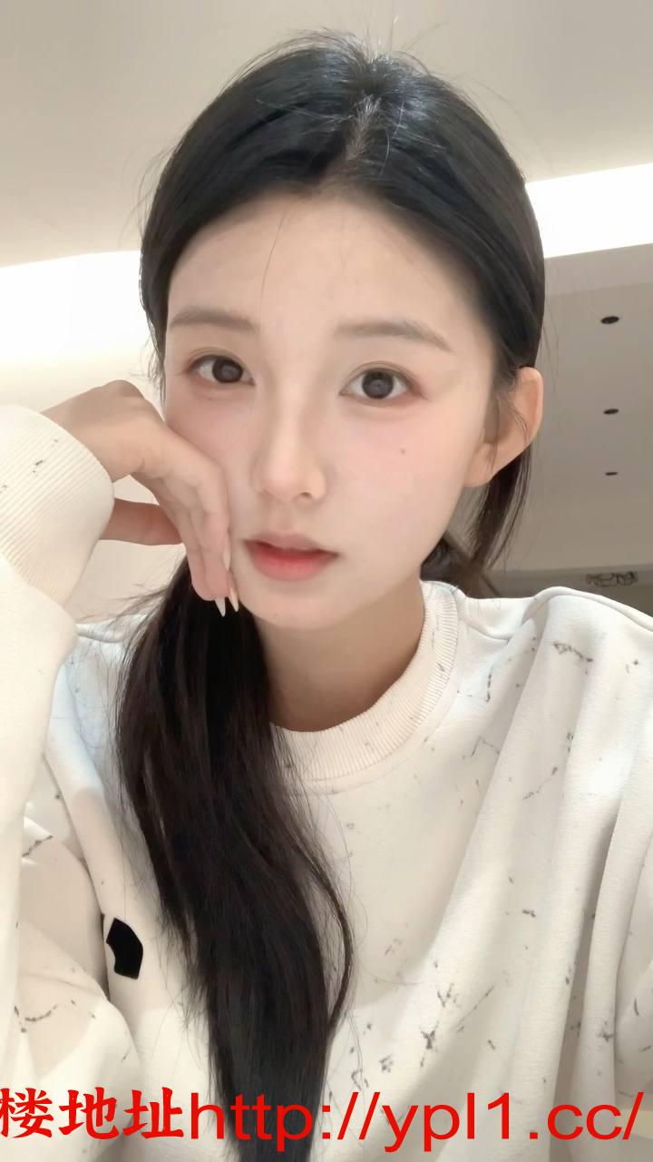 兼职性感丰满骚妹服务非常棒