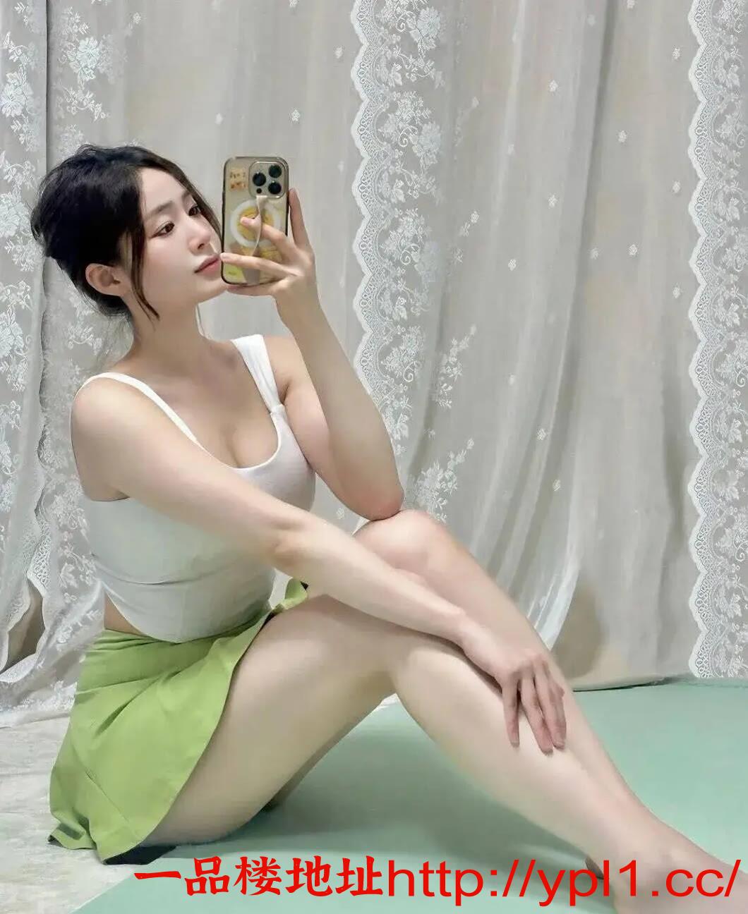 极品身材瑜伽老师尺度很大玩的开