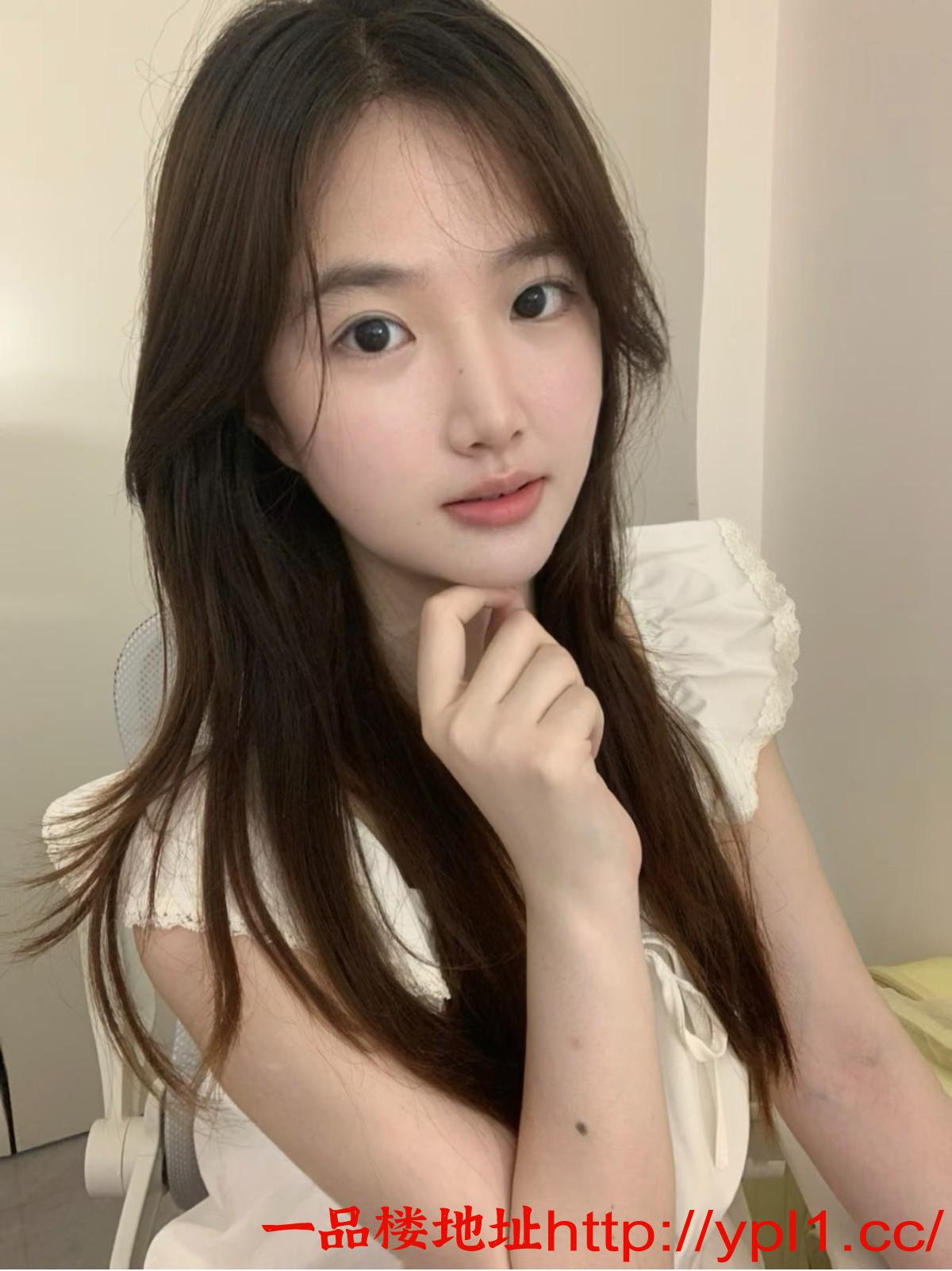 性感尤物大奶美女