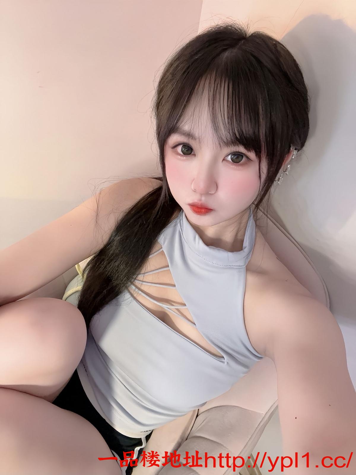 娇小甜美粉嫩兼职小妹妹