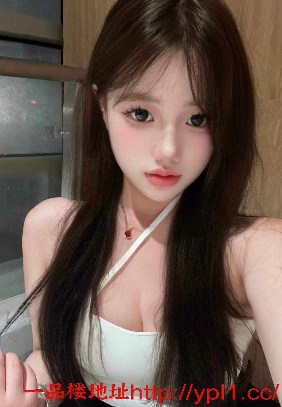 妖娆骚妹一字马潮喷