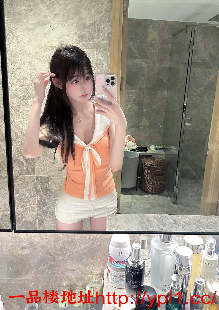 清纯脸反差骚妹