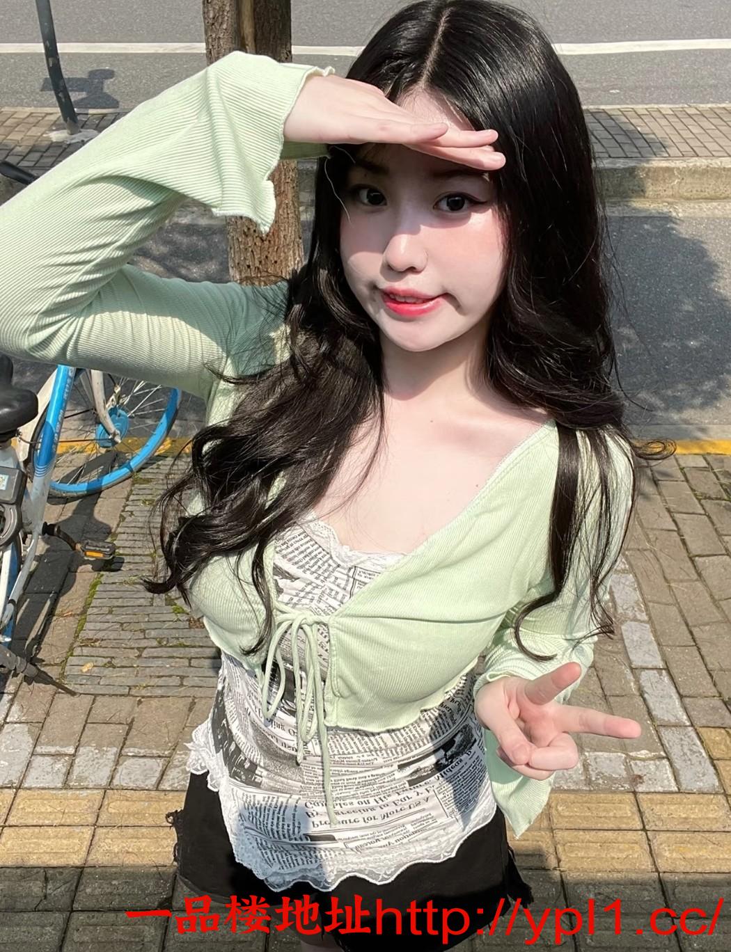 迷人骚货肤白貌美，颜值高温柔可调教