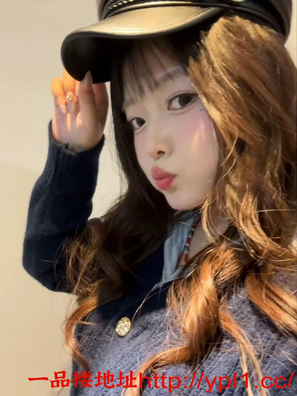 身材丰满的御姐尽情玩弄