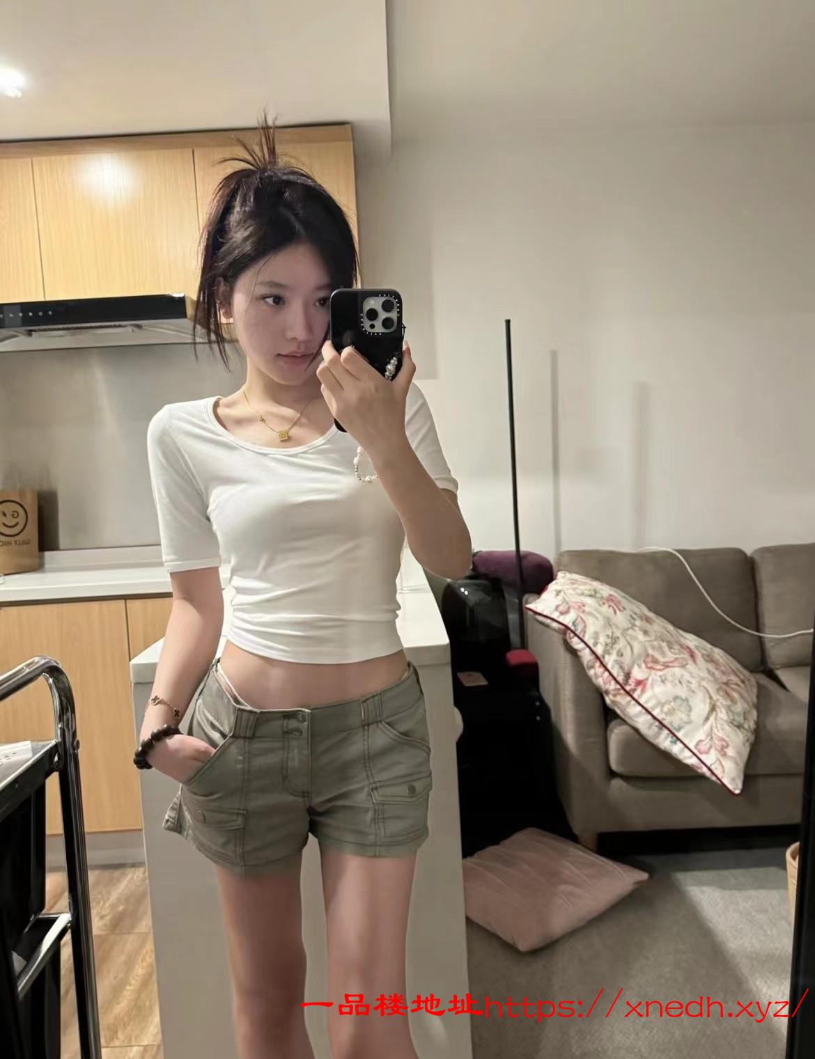 大奶尤物，口活差点走火