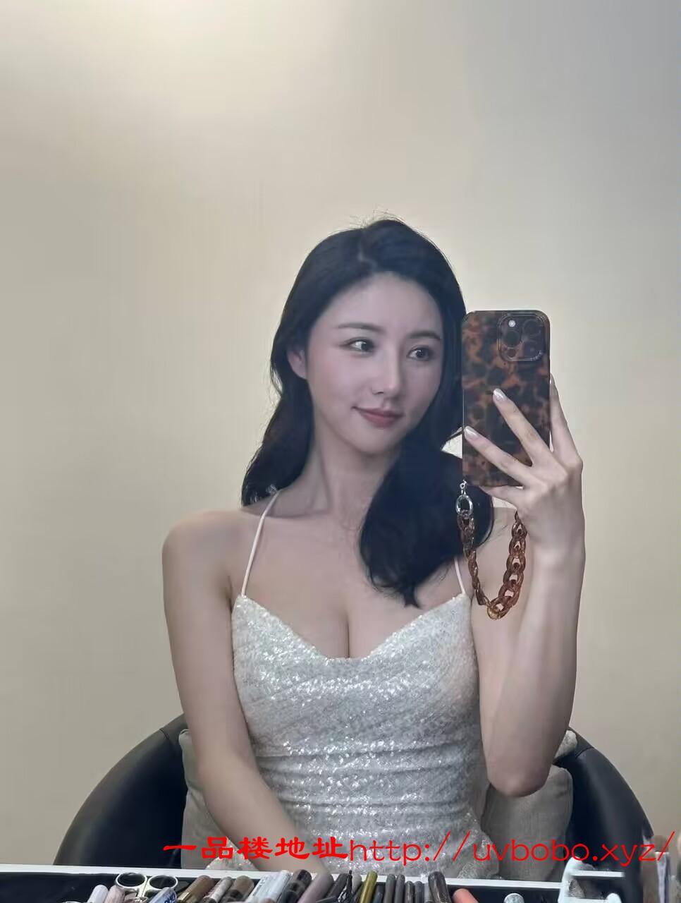 大波御姐颜值身材控