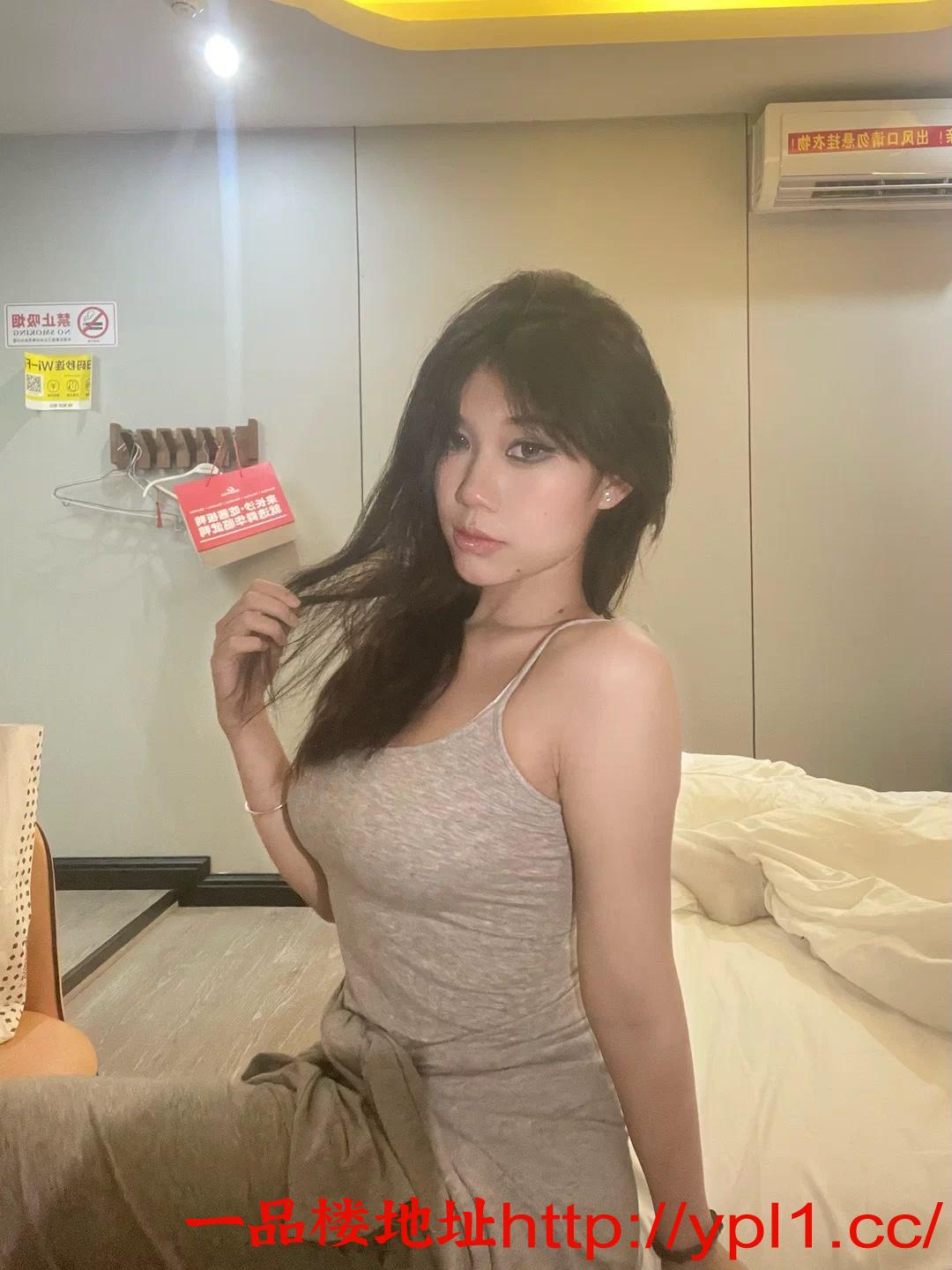 极品肥鲍鱼辣妹纯纯炮架