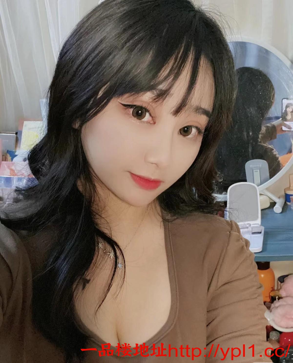 特推荐身材性感风骚妹妹