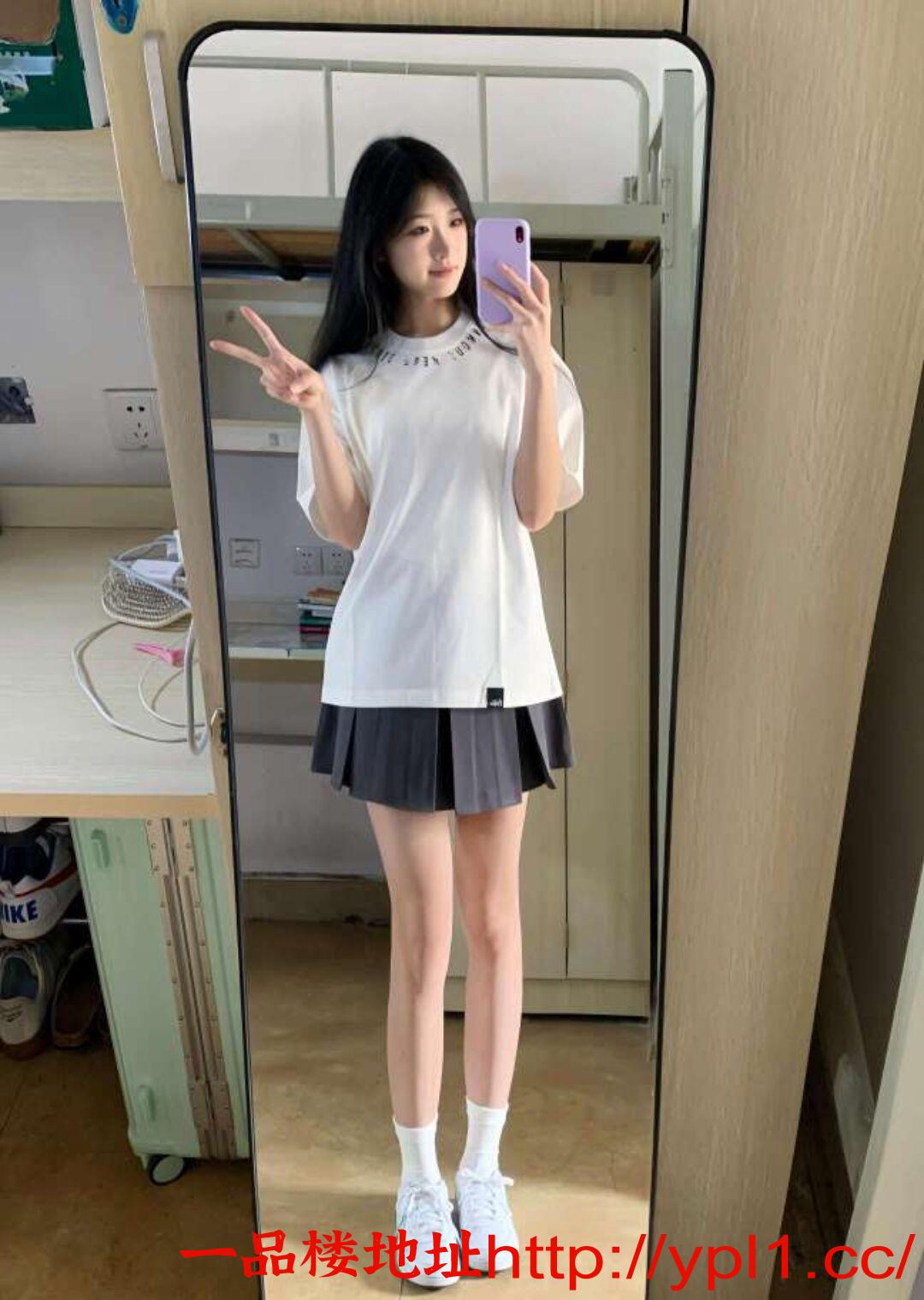 00后兼职小妹活好翘臀可后入