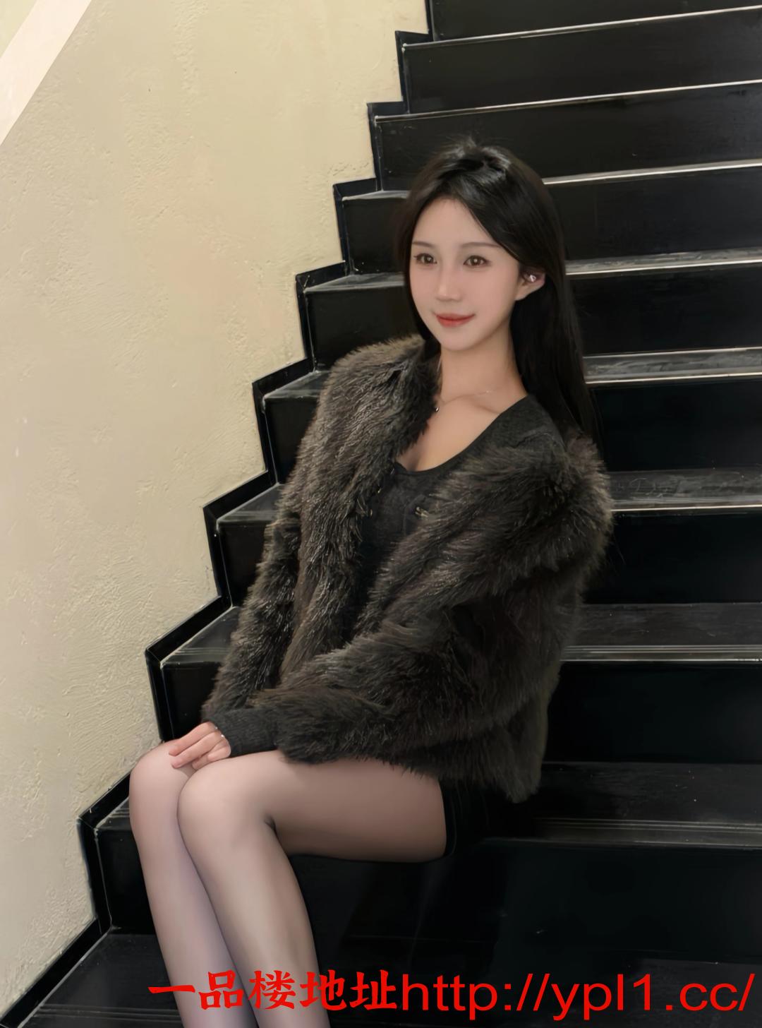 潞州区高颜值粉嫩逼紧水多兼职的清纯白虎妹