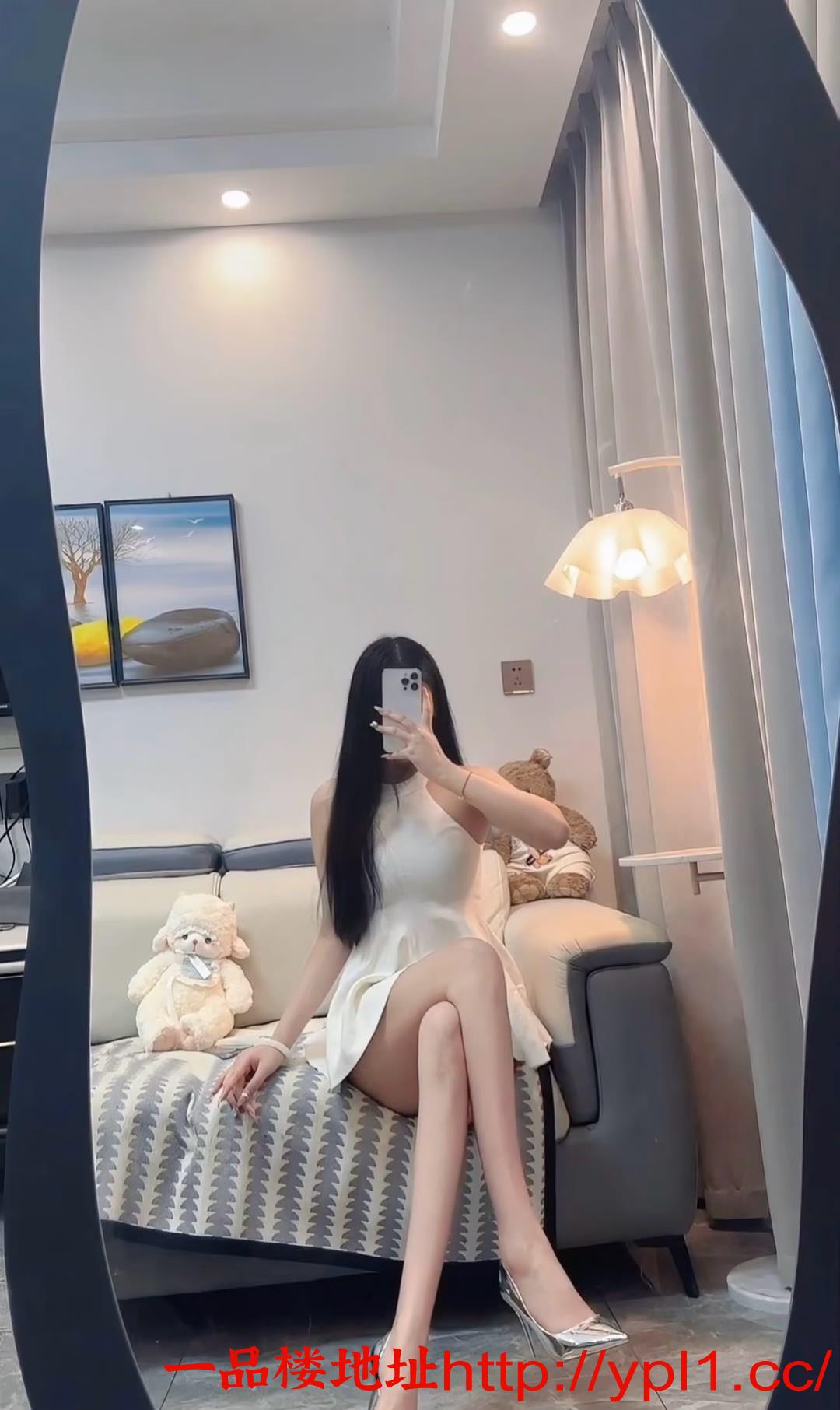 性感多汁易潮喷白虎鲍鱼妹妹。