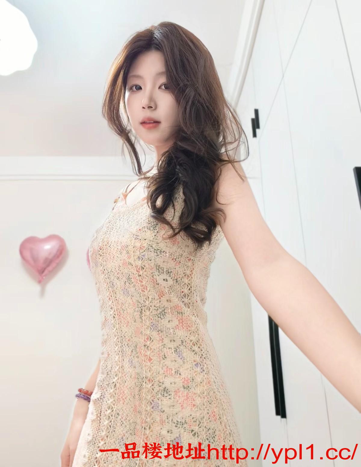 调教最乖的母狗之一，SM 丝袜套头统统可以接受