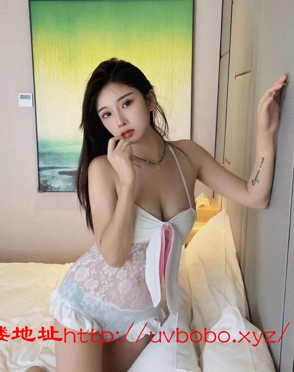 肉感大奶温柔风骚姐姐