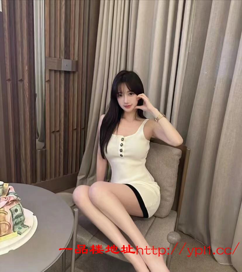 会吸会舔身材修长的妹子