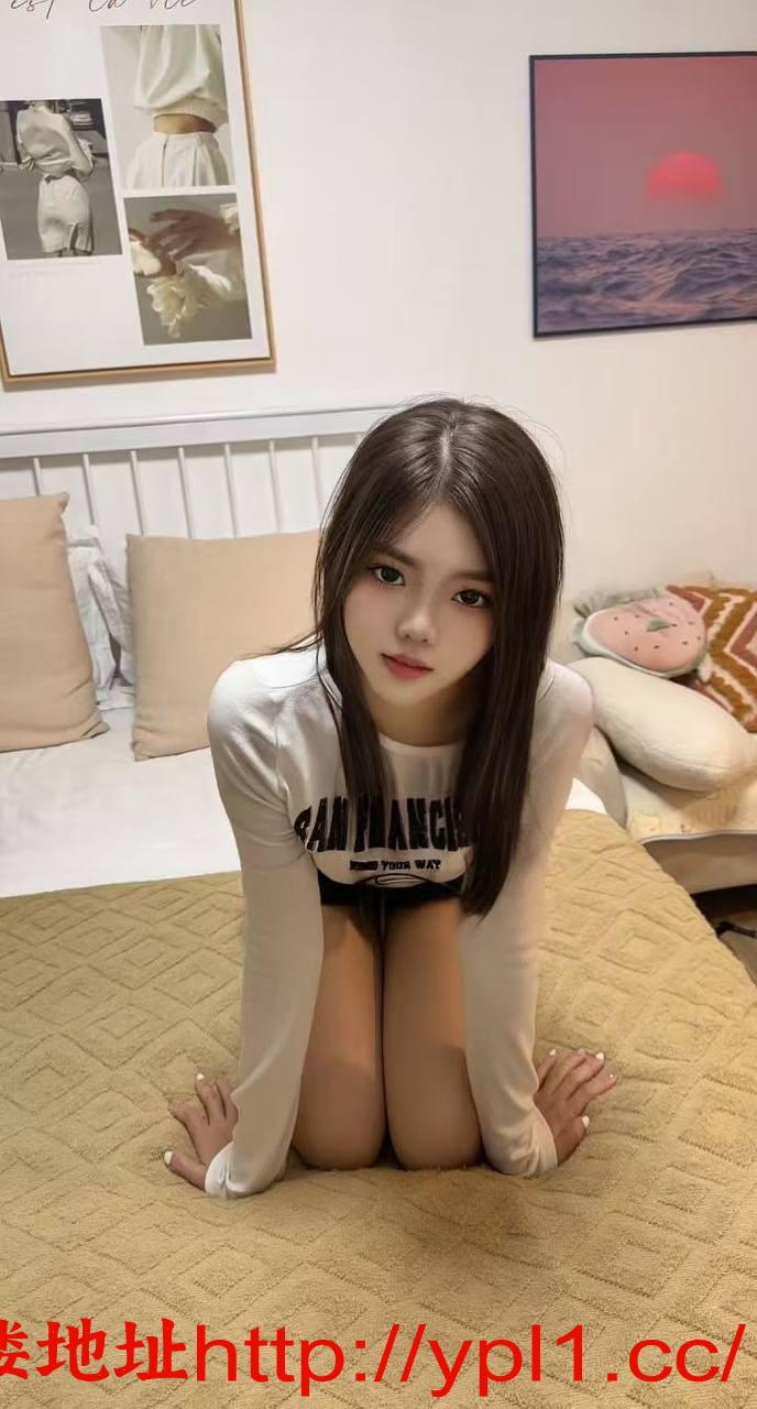 身材火辣嫩妹各种制服体验