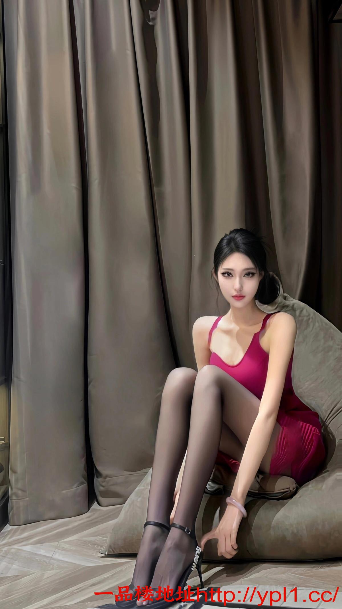 性感兼职小姐姐，人美逼紧水多多