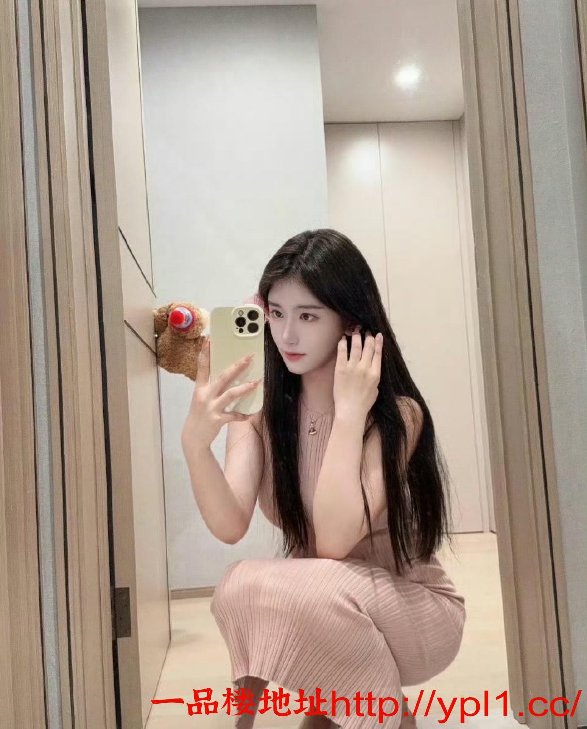 外滩公园这边偶遇的御姐老师