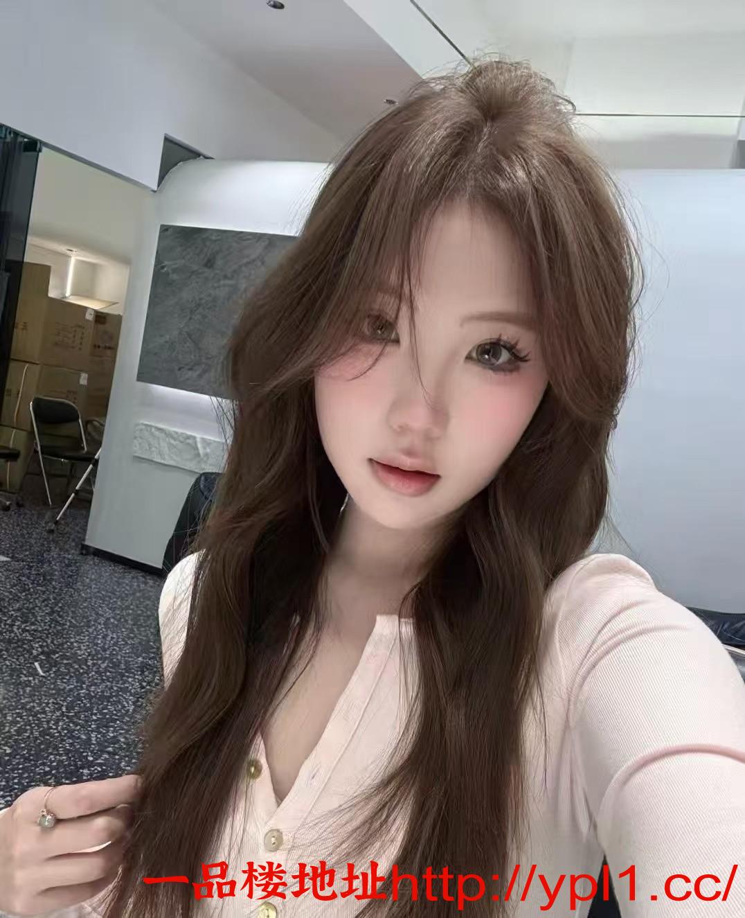 上海性感妩媚制服诱惑鲜嫩多汁的极品嫩妹