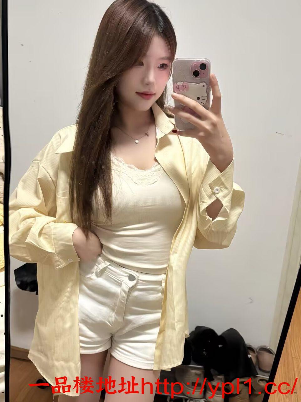 完美身材精致清纯女