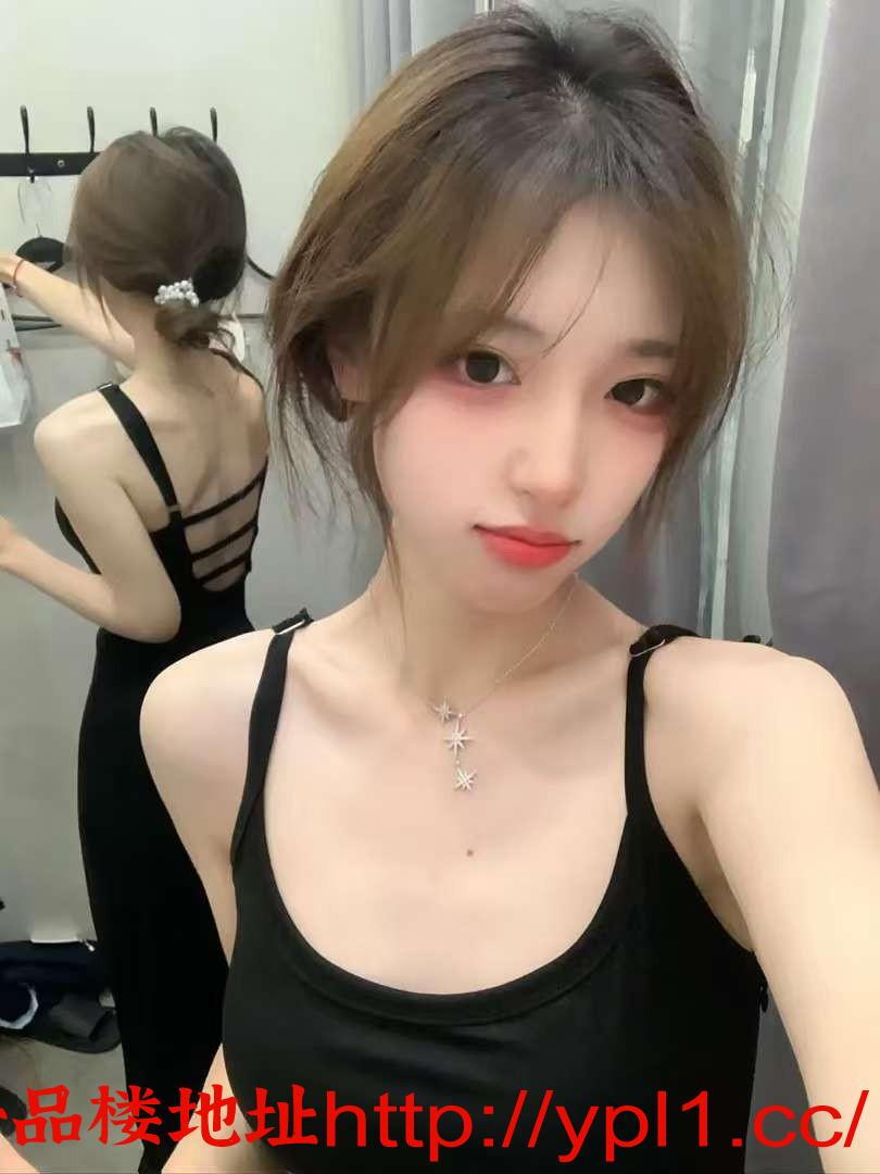 武侯皮肤白嫩气质御姐