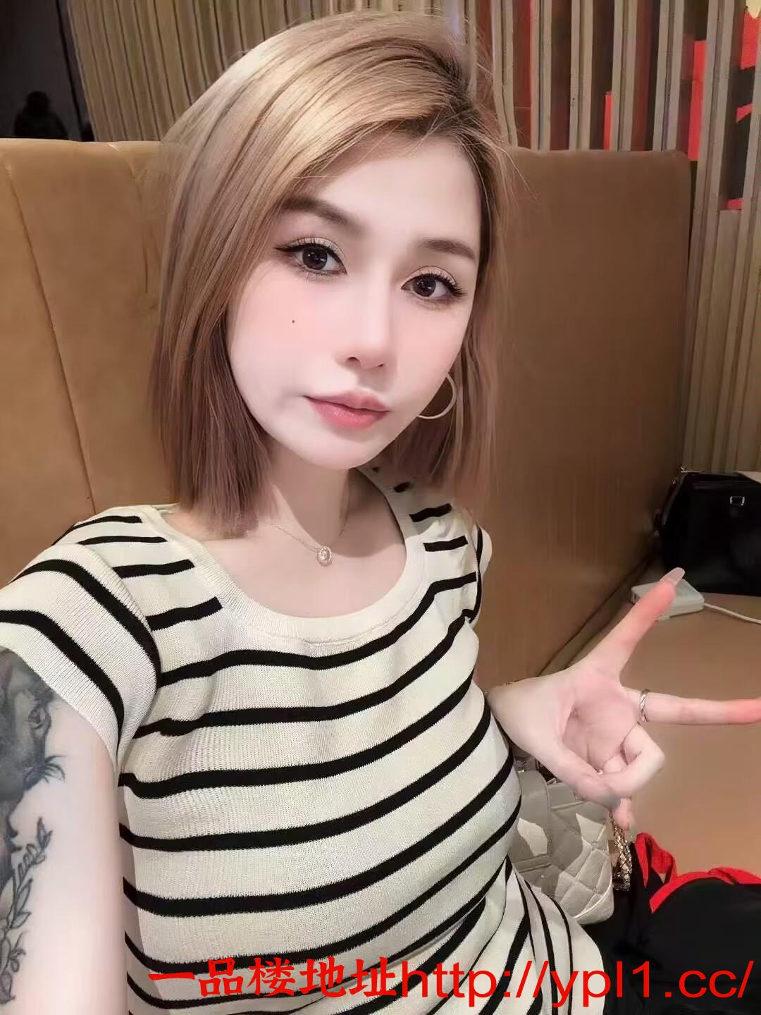 喀什地区人小妖精长腿奶大后入刺激