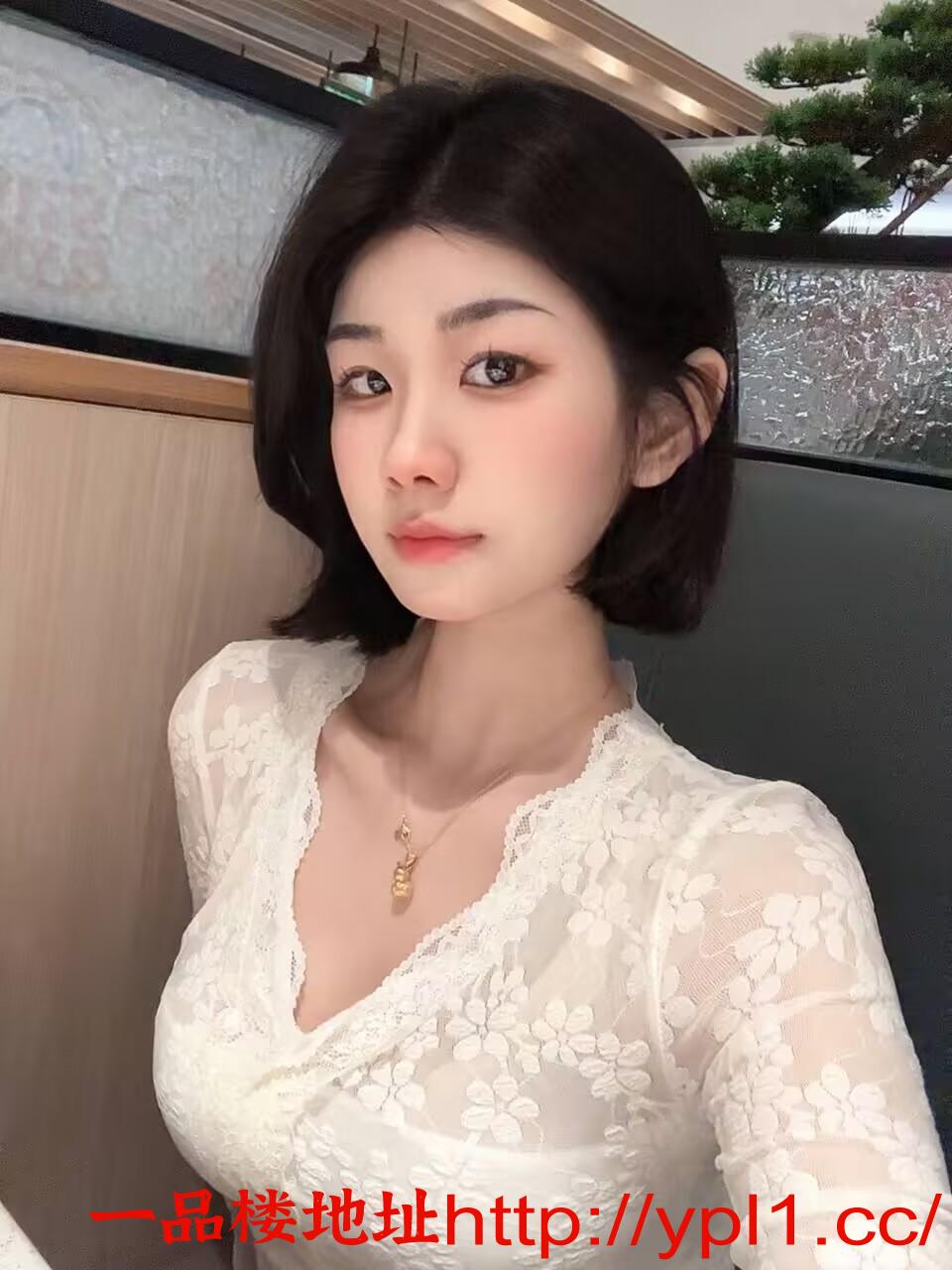 粉嫩妹子什么姿势都可以