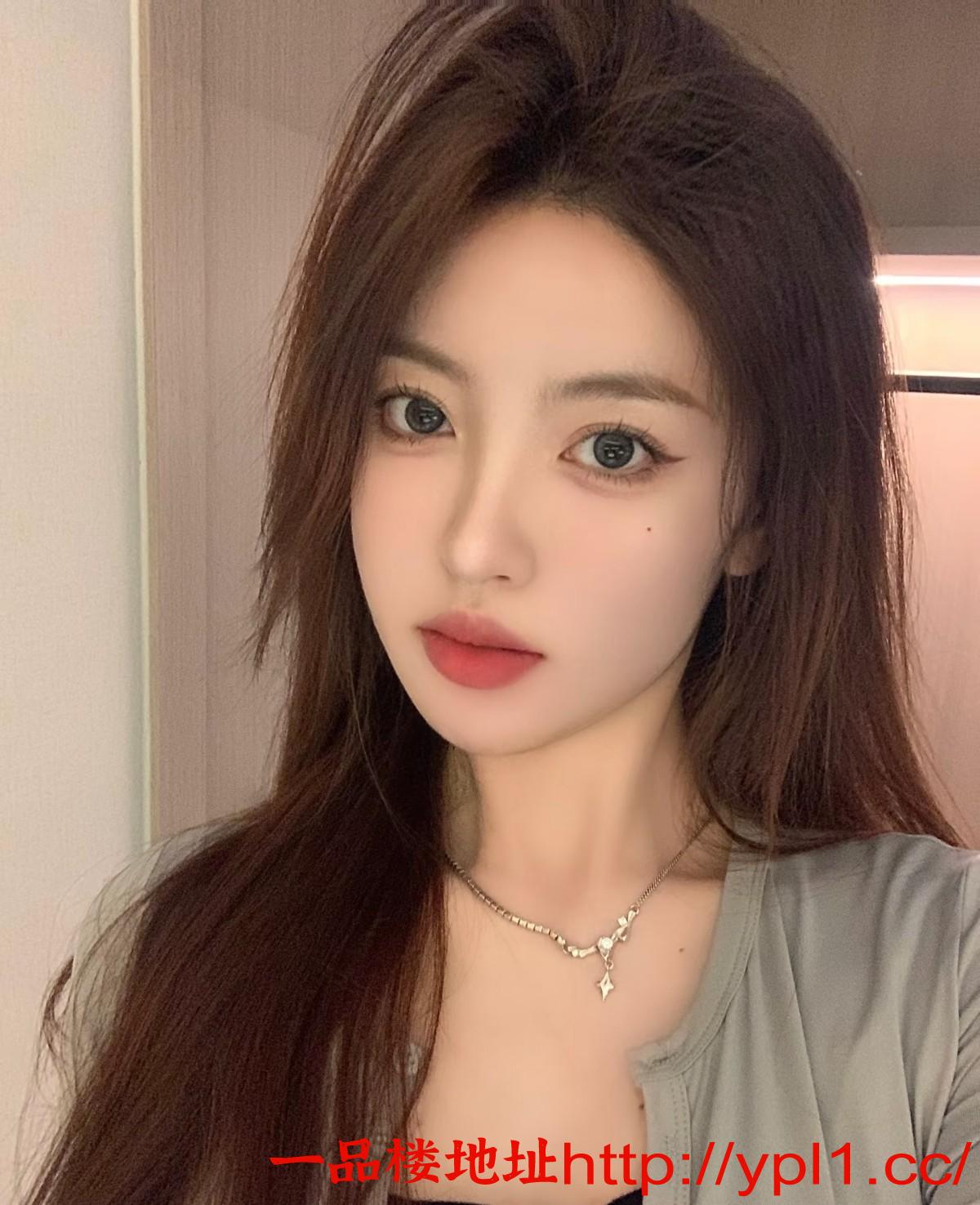 粉嫩鲍鱼骚逼易高潮潮喷水多多（可外出）