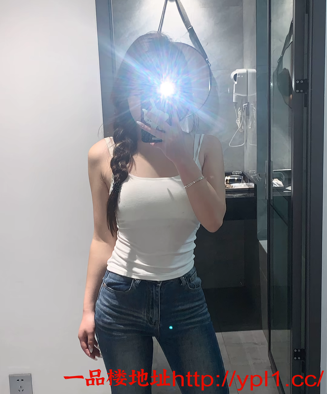 大奶妹子活好水多粉乳超会玩可外出