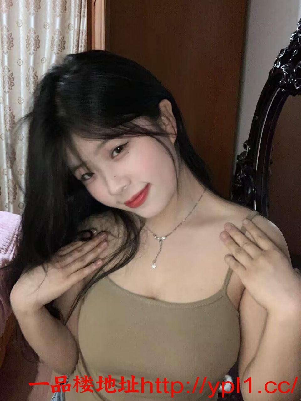 白嫩紧致水多小骚货