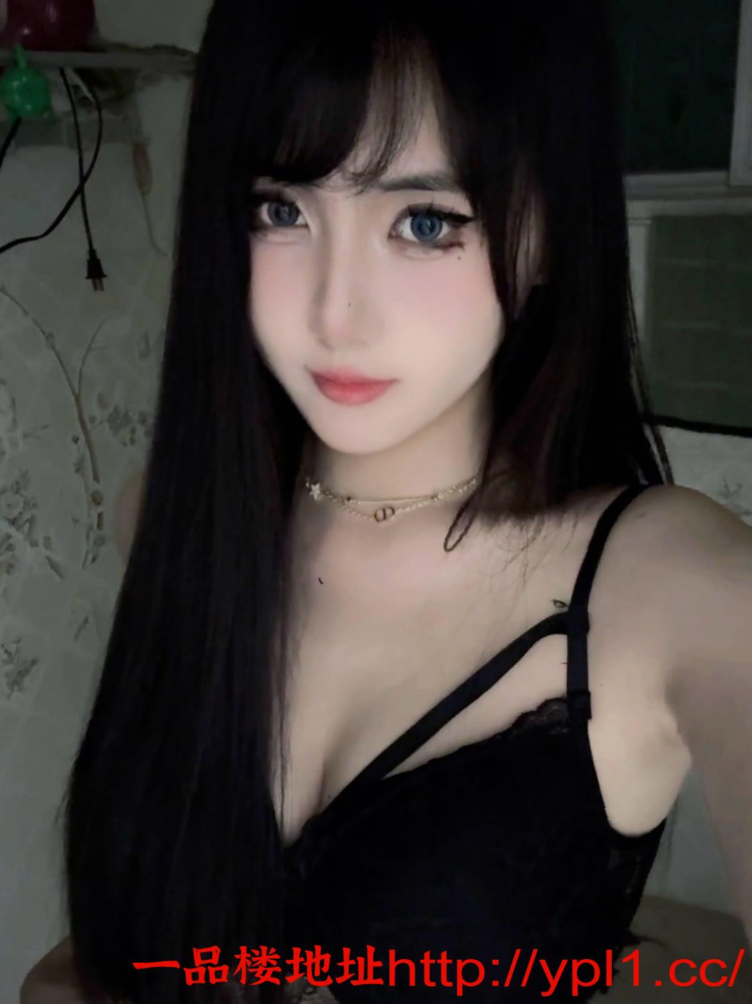 兼职白虎粉嫩小野猫易出水