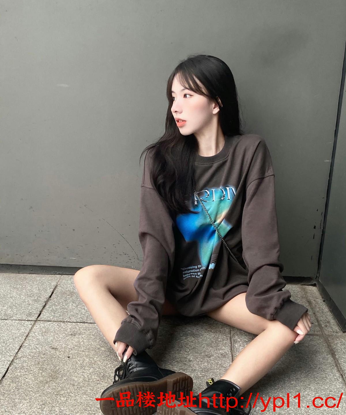 庄里小女神很会玩