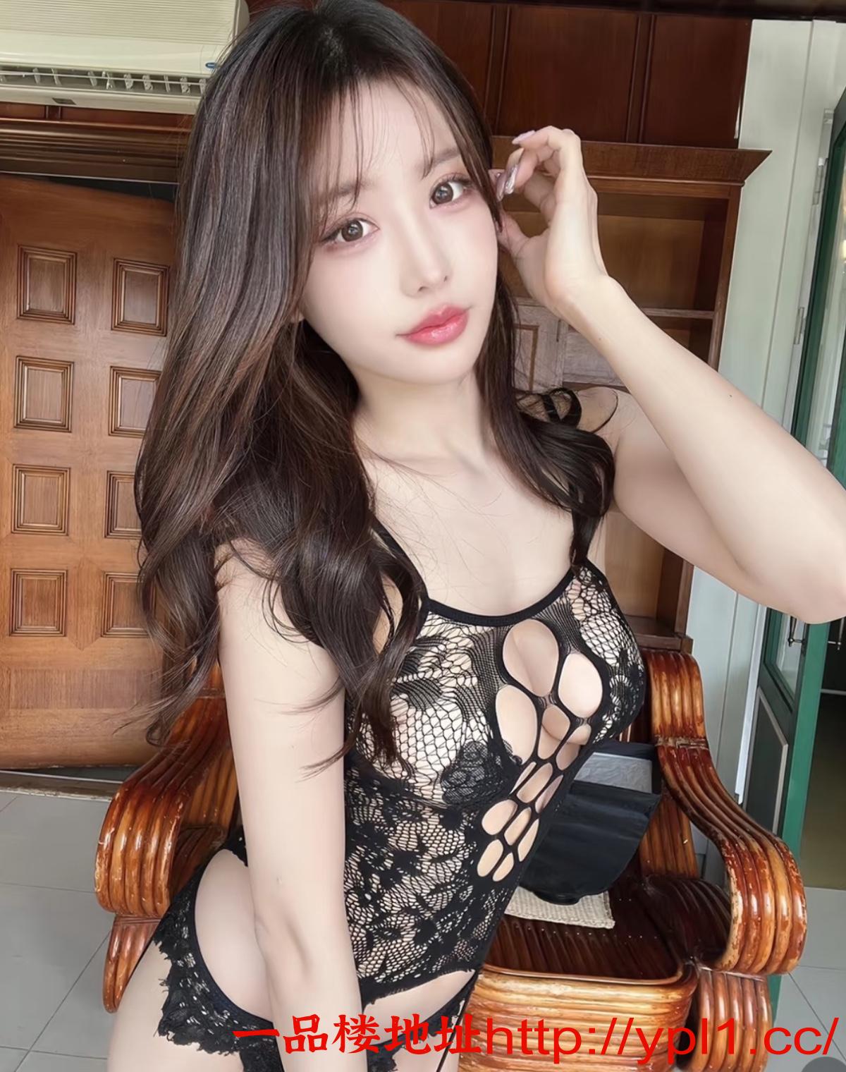 建邺风骚性感大奶老师