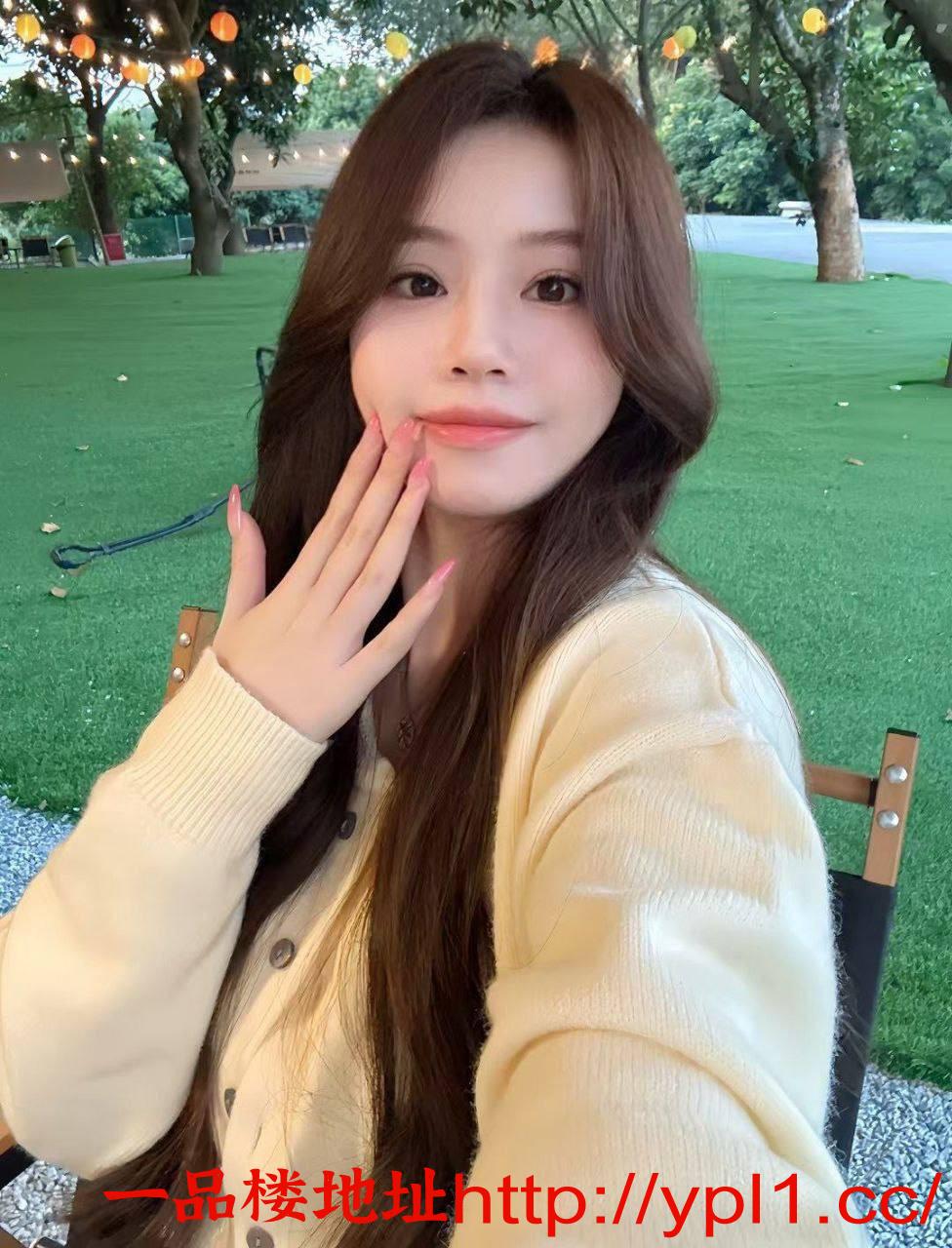 精品超嫩小表妹兼职下海