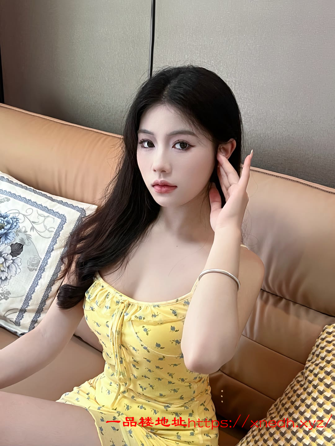 舔蛋大奶妹燕姿