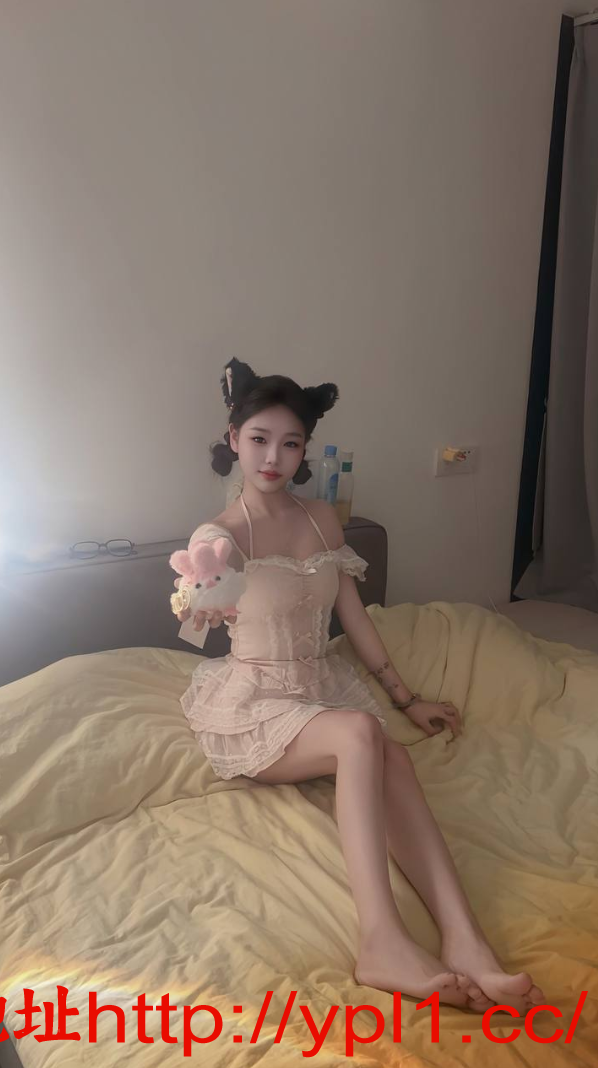 后入干特别得劲逼紧水还多很骚气