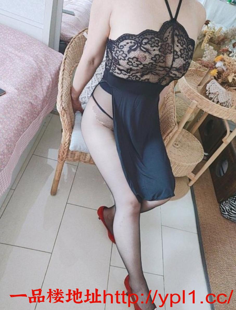 娃娃脸丰臀妈妈水量超多可三通