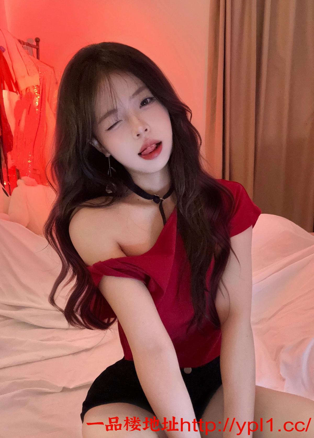 极品小嫩妹三点粉嫩B紧水多舞蹈小师妹