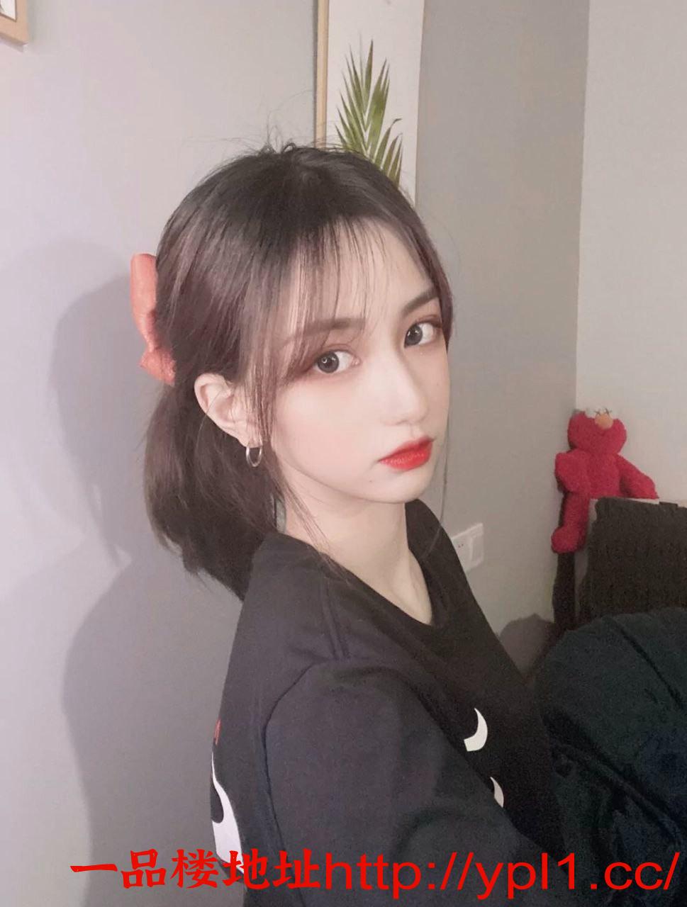 身材超棒的御姐妩媚性感