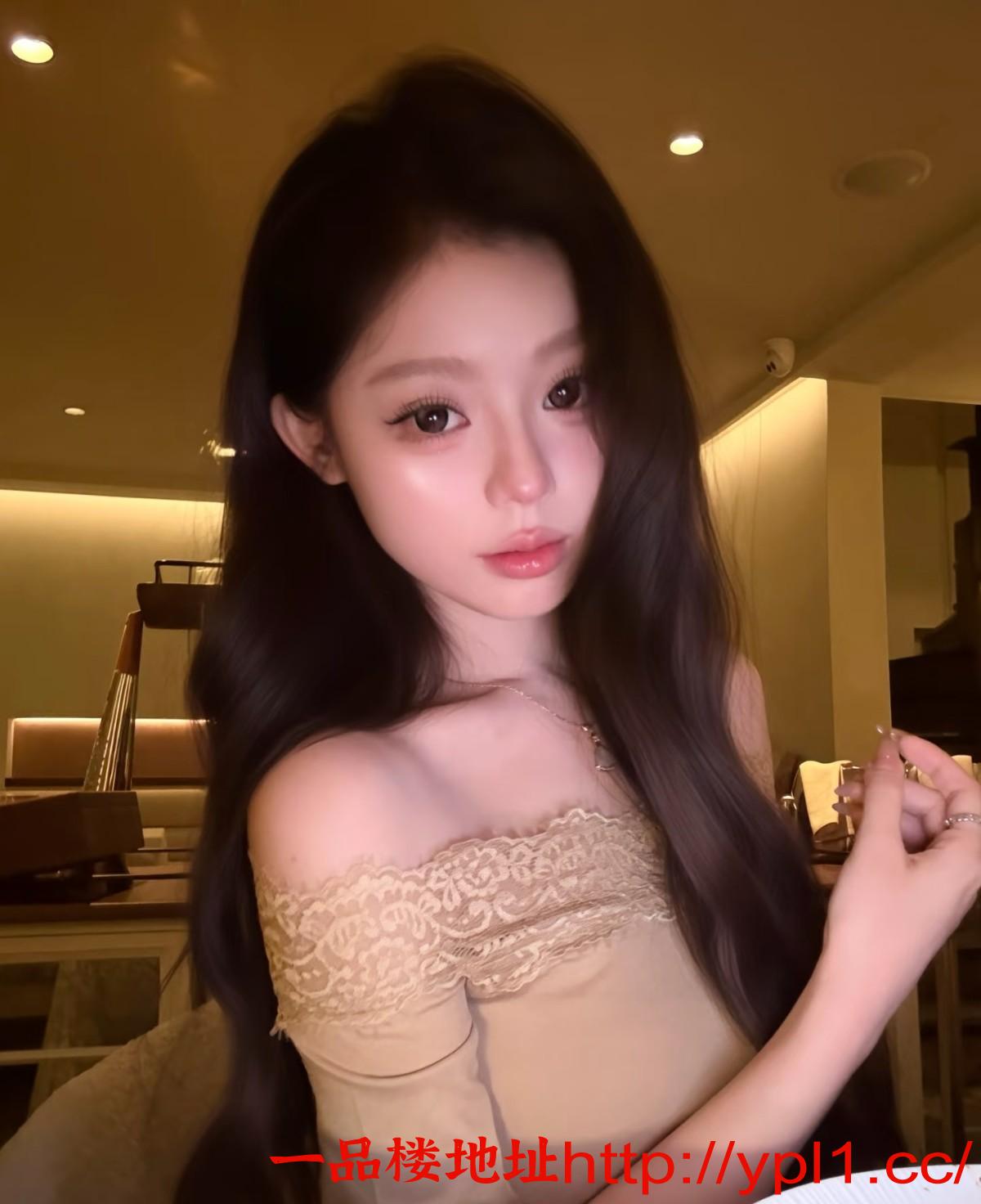 骚逼小妹会喷水全套服务