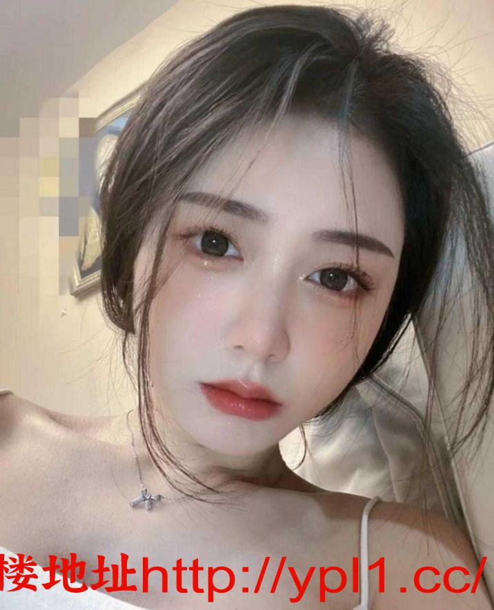 重庆零零后学妹三点粉嫩