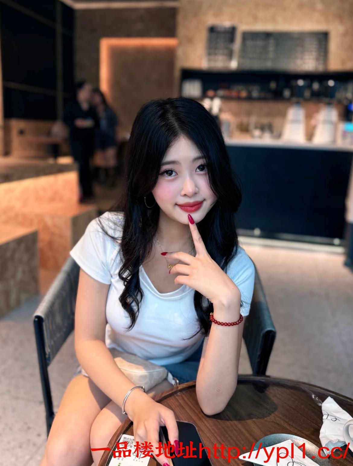 03后学妹暑假兼职赚生活费可内射吞精