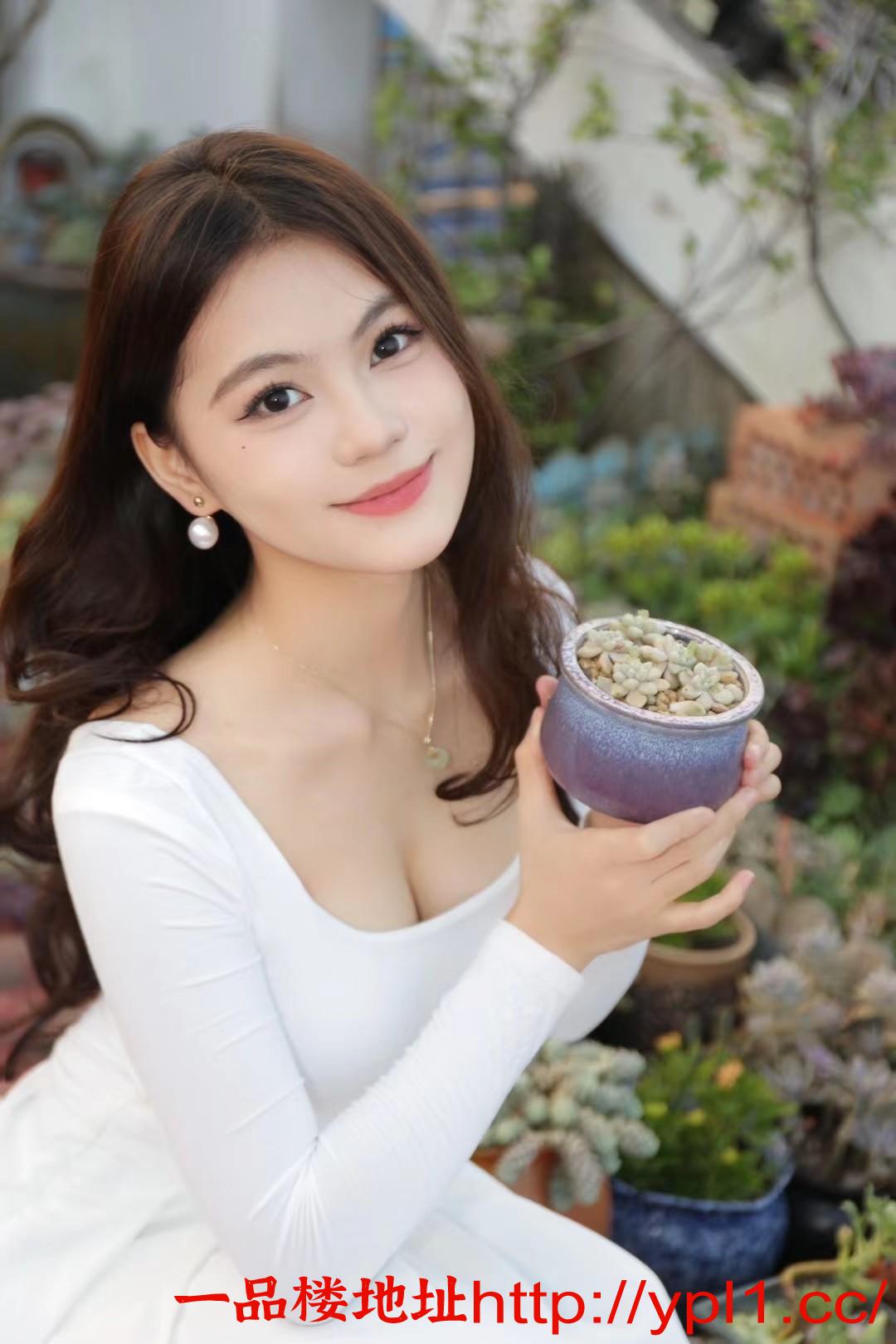 00后小妮逼逼粉嫩可颜射