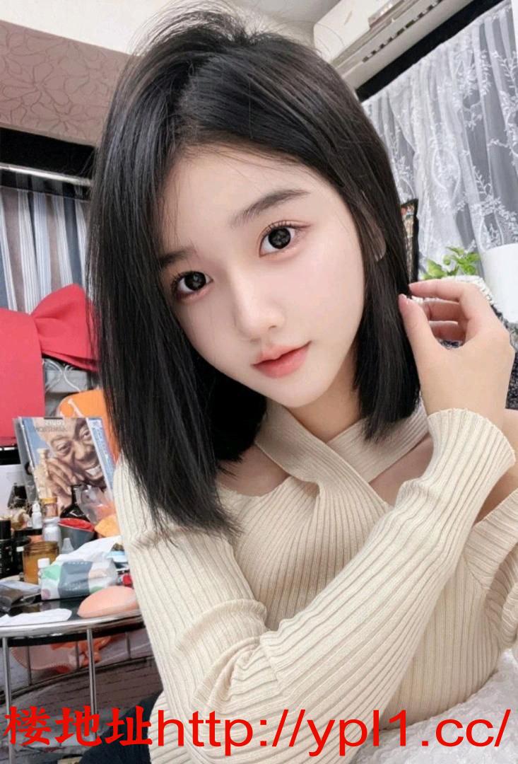 粉嫩多汁清纯小甜妹