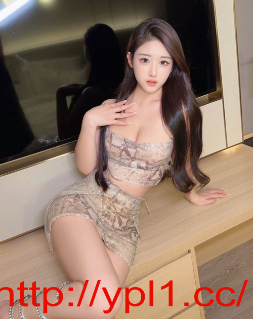 性感妹妹黑丝大长腿可足