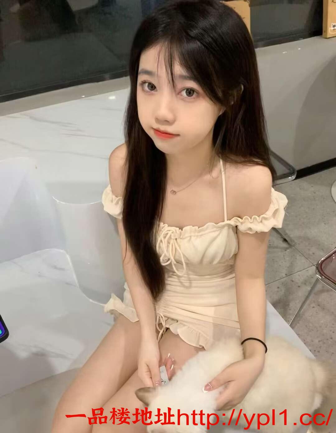 要约就约粉嫩甜妹，水多逼紧