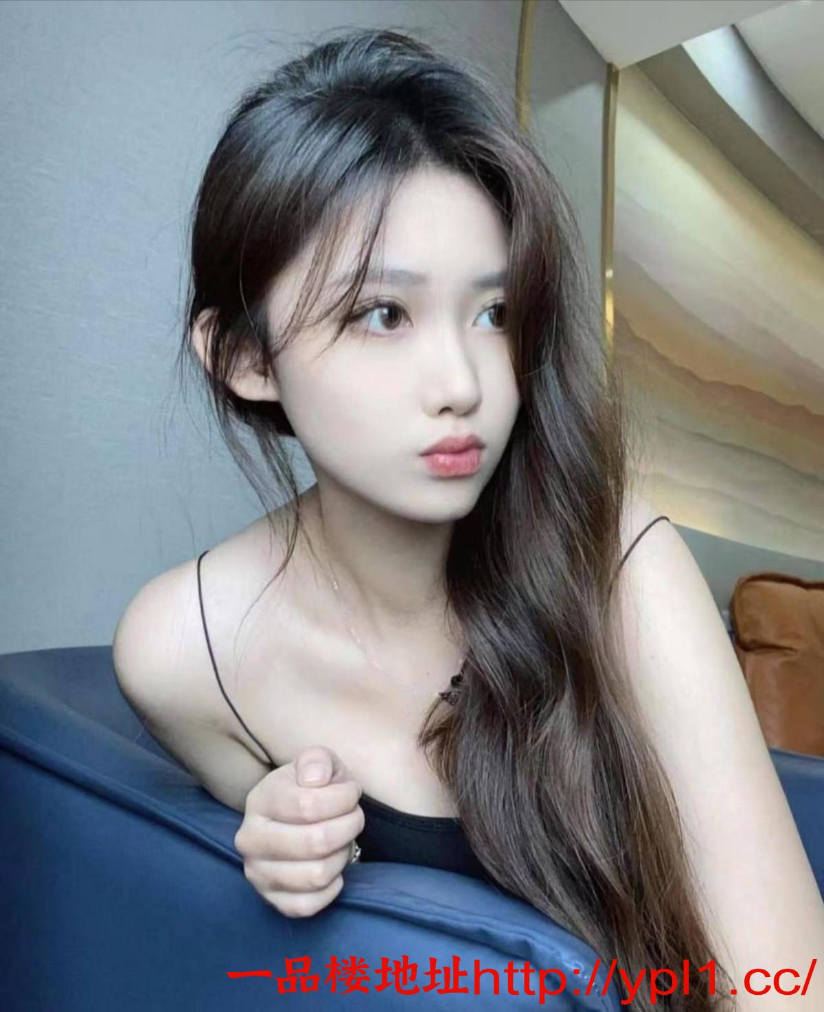 嫩妹三叉戟美丽无须多言