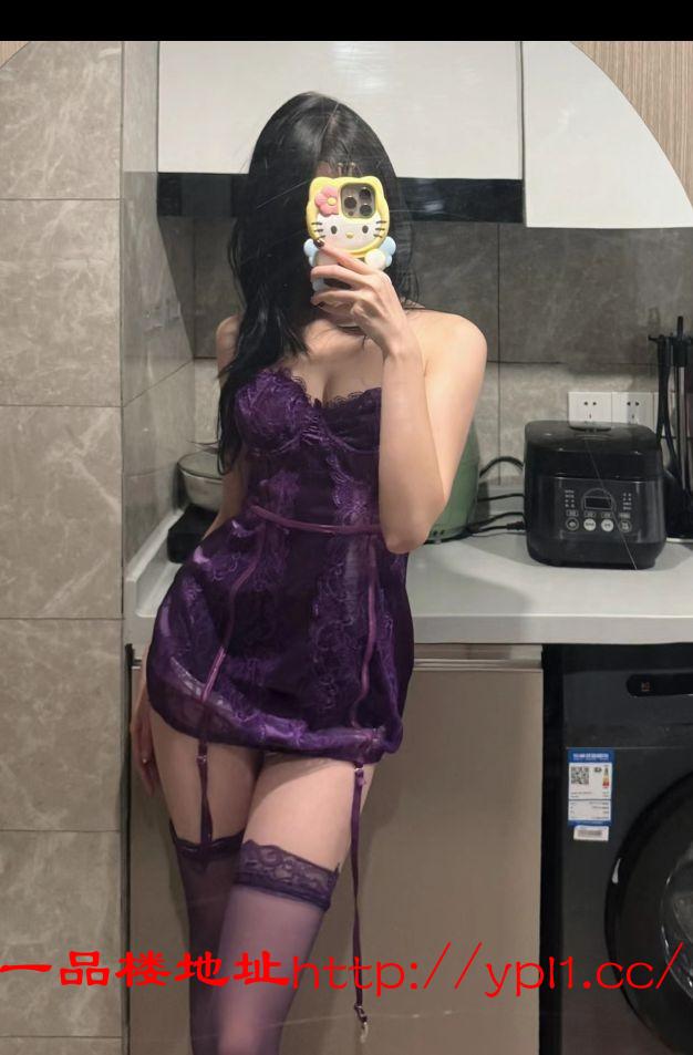 颜值高身材好的兼职尤物00后妹子