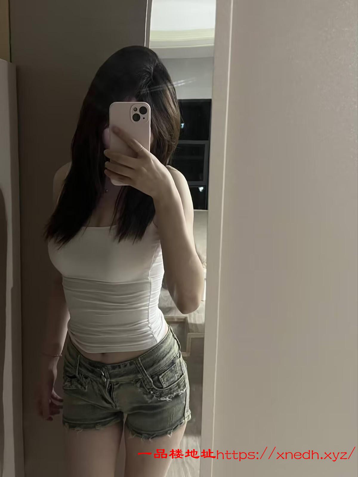 兼职小淫妹鲍鱼紧易高潮会喷水